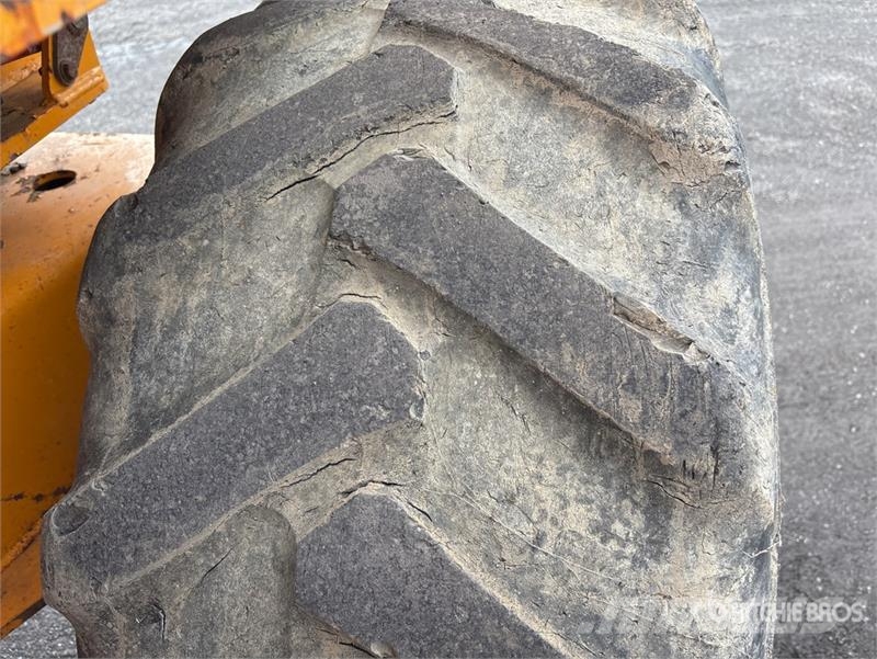 Thwaites MACH698 4x4 Swivel Dumper Demperi za gradilišta