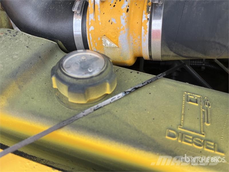  Thwaits 6 ton 4x4 Swivel Dumper عربات نقل قلابة للمواقع