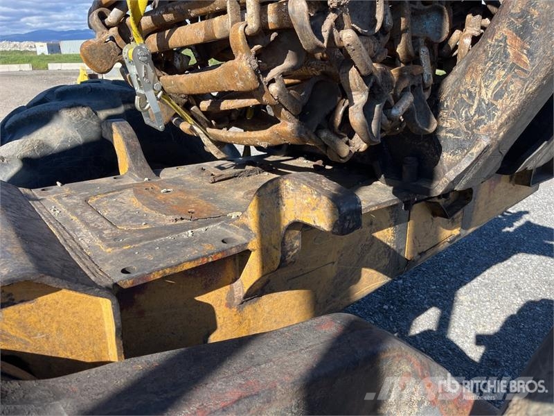 Tigercat 1075B 8x8 Series ll Log Forwarder Forwarder
