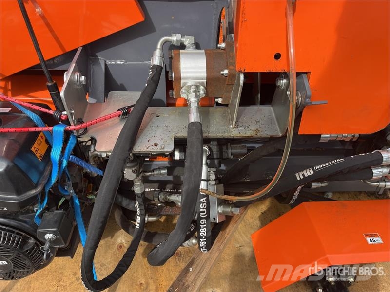 TMG GLS20 Portable Processor Conveyor Log Splitter Wood splitters, cutters, and chippers