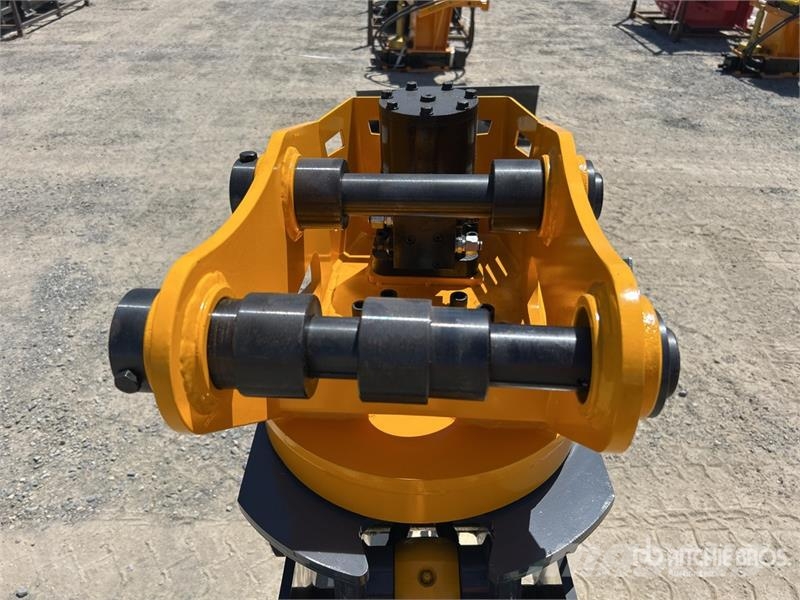 TOFT 04G Q/C Rotating Excavator Grapple - Fits 4 - Grappin