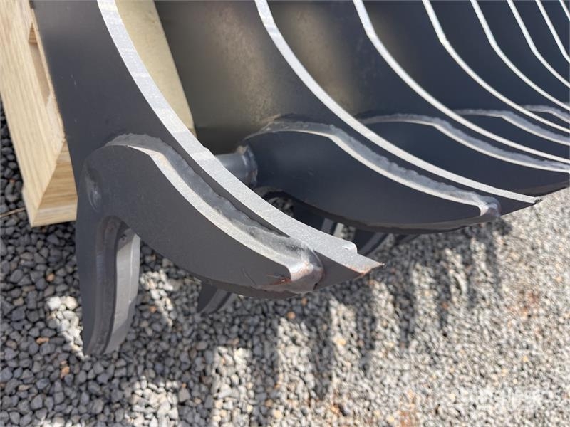  TOFT TWO72 1830 mm Excavator Rake - Fits 15-30 ton Vaalutid ja kaarutid