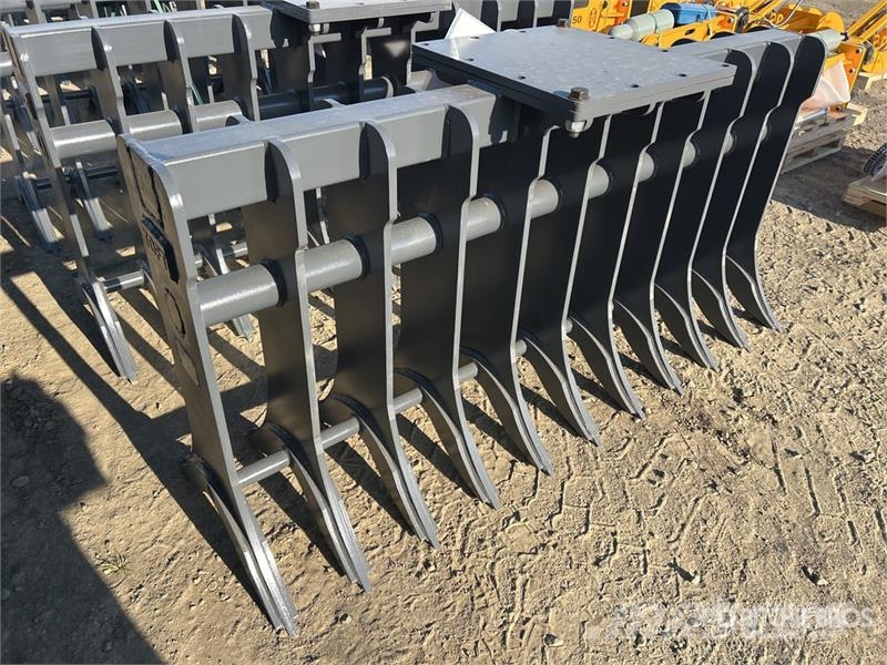  TOFT TWO72 72 in Excavator Rake - Fits 15-30 ton e مكابس وميبسات التبن