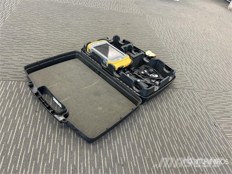 Topcon GPS System الأدوات ومعدات الأتمتة والقياس