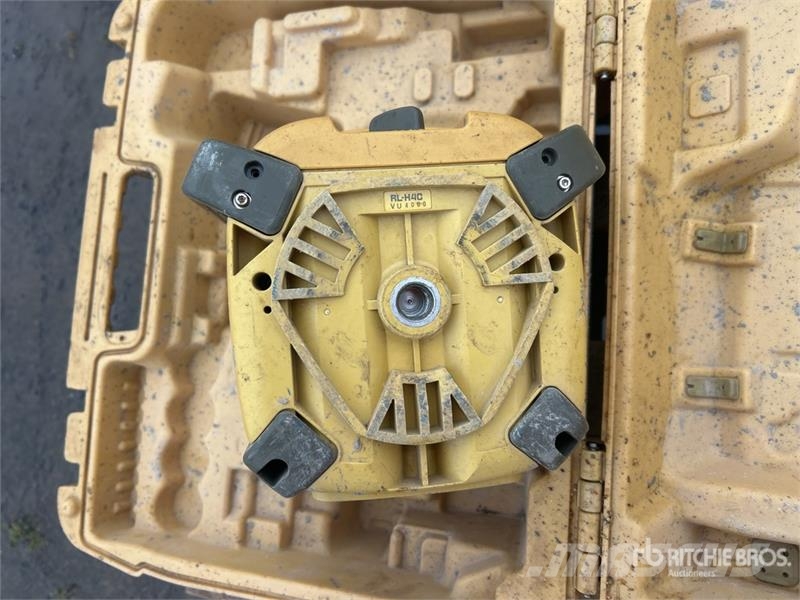 Topcon of (3) Topcon Rotating Laser Level 器械、測量、自動化装置