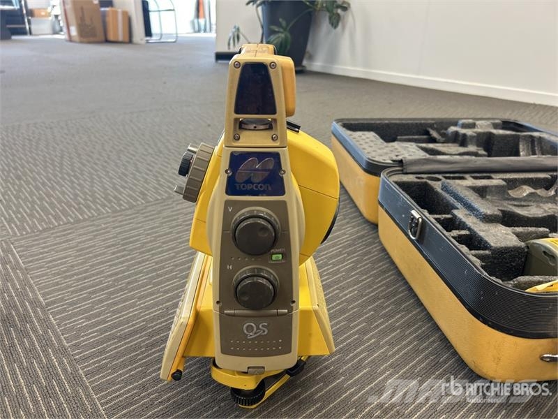 Topcon Surveyors Quick Station الأدوات ومعدات الأتمتة والقياس