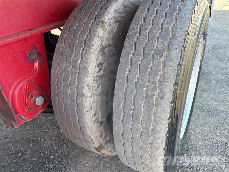 Topstart 13.6 m Tri/A Flatbed Trailer 自卸半挂车