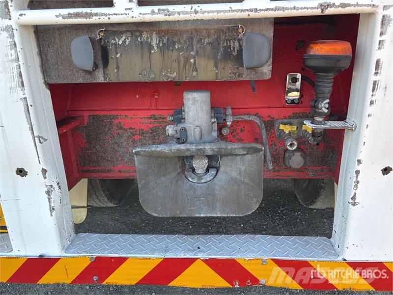 Topstart 13.6 m Tri/A Flatbed Trailer 自卸半挂车