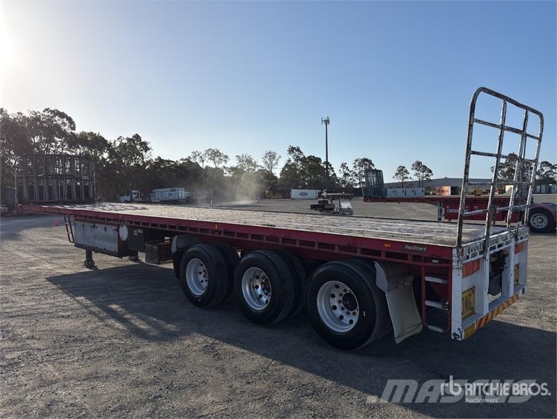 Topstart 13.6 m Tri/A Flatbed Trailer 自卸半挂车