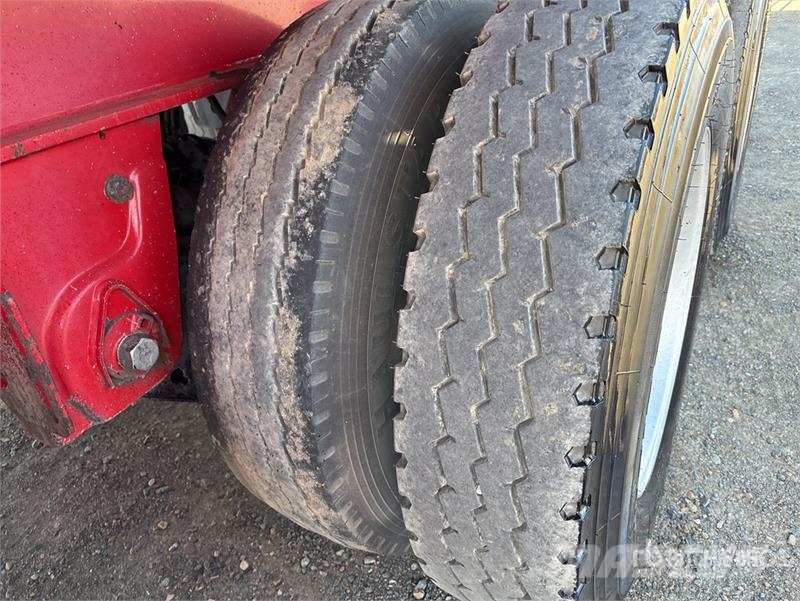 Topstart 13.6 m Tri/A Flatbed Trailer 自卸半挂车