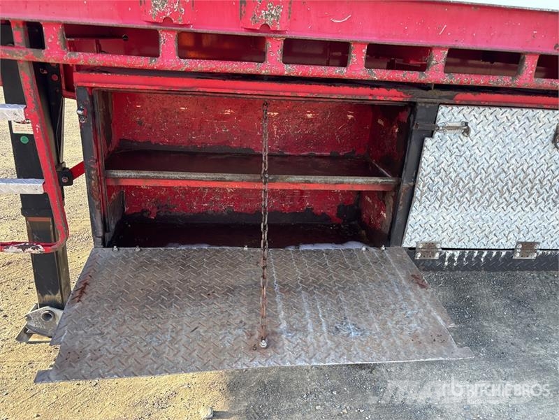 Topstart 13.6 m Tri/A Flatbed Trailer 自卸半挂车
