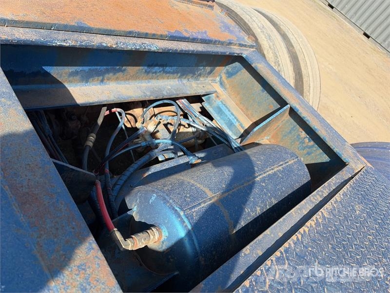 TOS 7.4 m Tri/A B-Double Lead Flatbed Trailer Flatbed/Dropside trailers