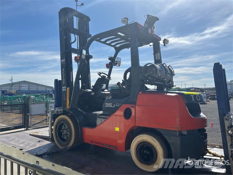 Toyota 32-8FGJ35 Forklift شاحنات ذات رافعات شوكية - أخرى