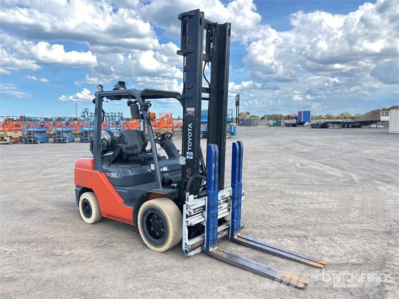 Toyota 32-8FGJ35 Forklift Andere Gabelstapler