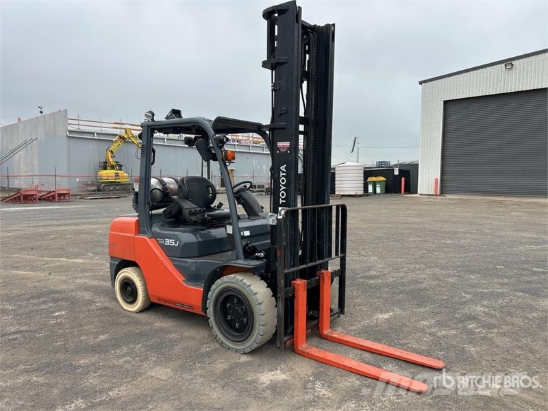 Toyota 32-8FGJ35 Forklift Empilhadores - Outros