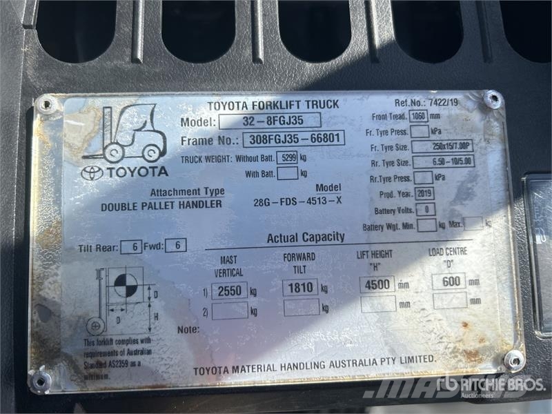 Toyota 32-8FGJ35 Forklift شاحنات ذات رافعات شوكية - أخرى