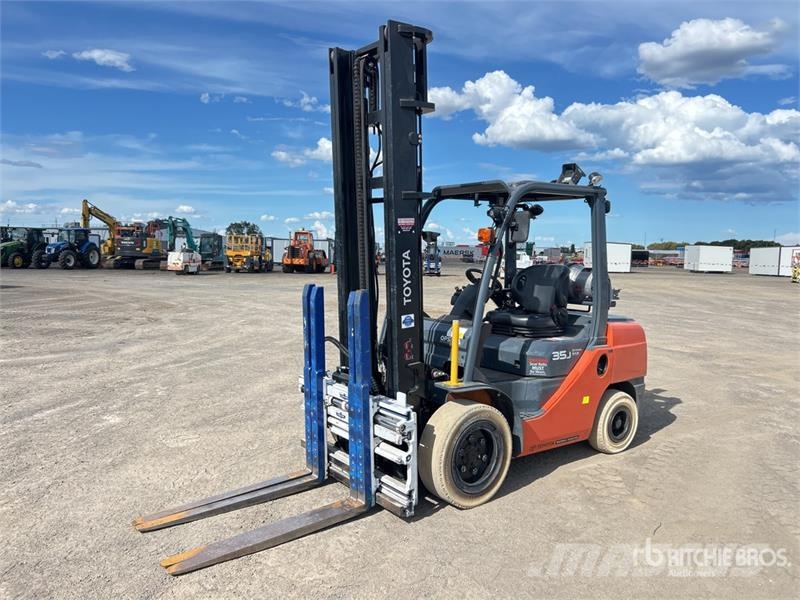 Toyota 32-8FGJ35 Forklift Andere Gabelstapler