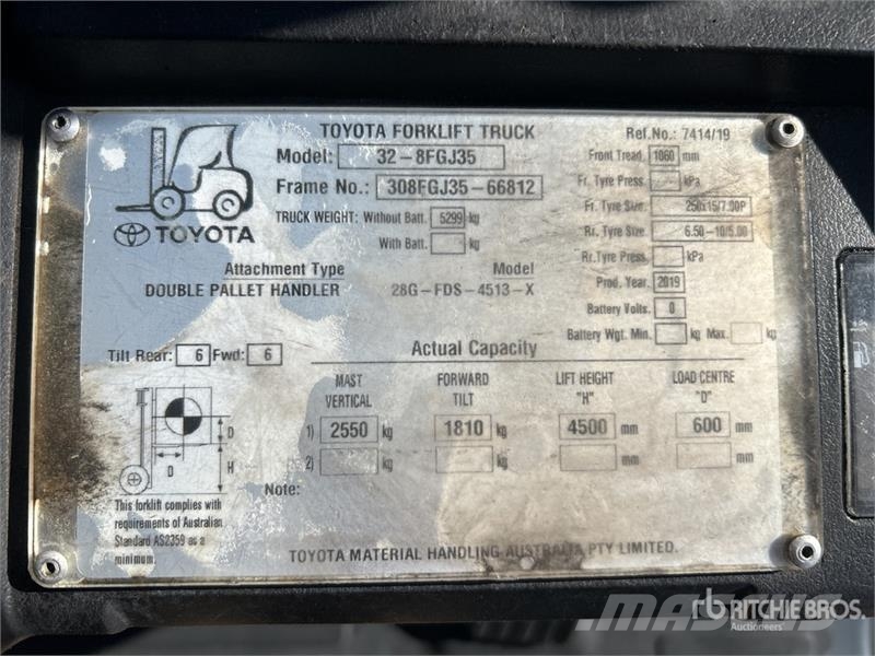 Toyota 32-8FGJ35 Forklift شاحنات ذات رافعات شوكية - أخرى