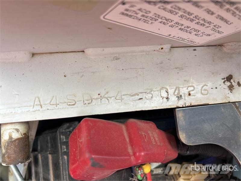 Toyota 4SDK4 Mini Skid Steer Loader Skid steer loaders