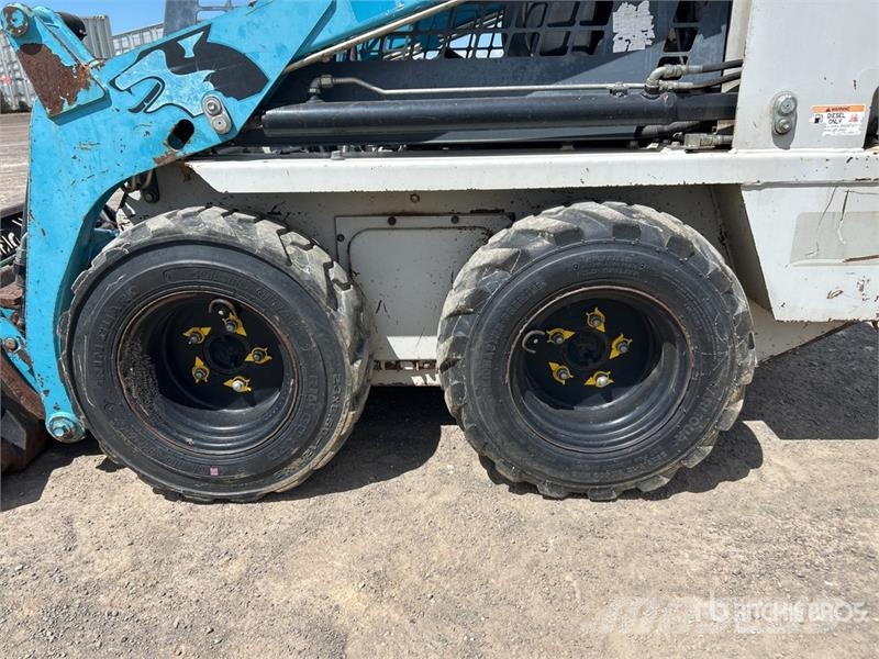 Toyota 4SDK4 Mini Skid Steer Loader Skid steer loaders