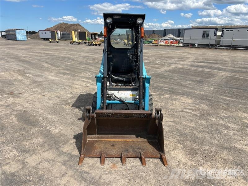 Toyota 4SDK4 Mini Skid Steer Loader Skid steer loaders
