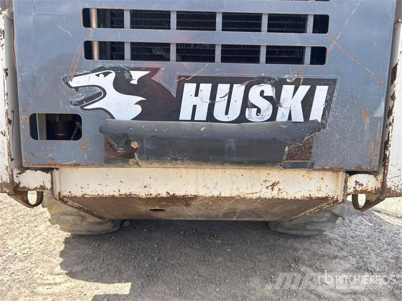 Toyota 4SDK4 Mini Skid Steer Loader Skid steer loaders