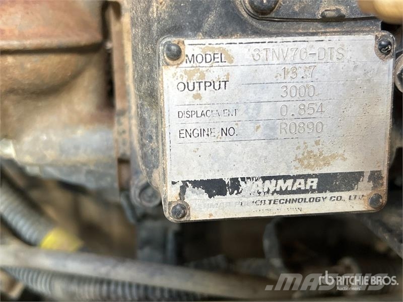Toyota 4SDK4 Mini Skid Steer Loader Skid steer loaders