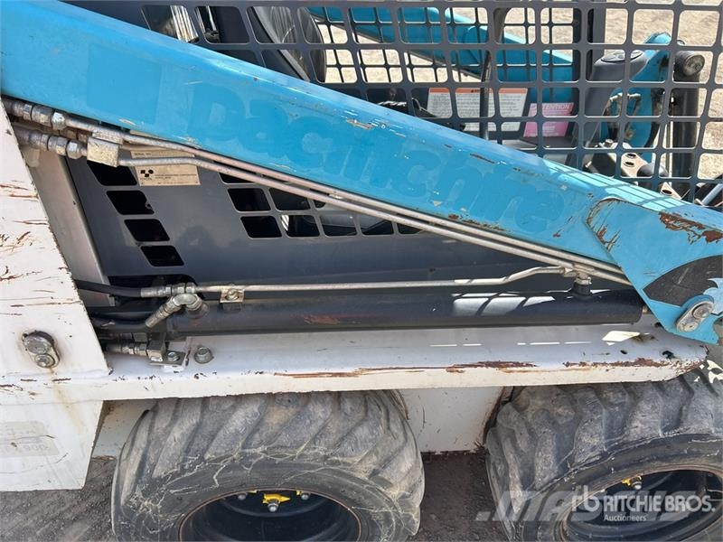 Toyota 4SDK4 Mini Skid Steer Loader Skid steer loaders