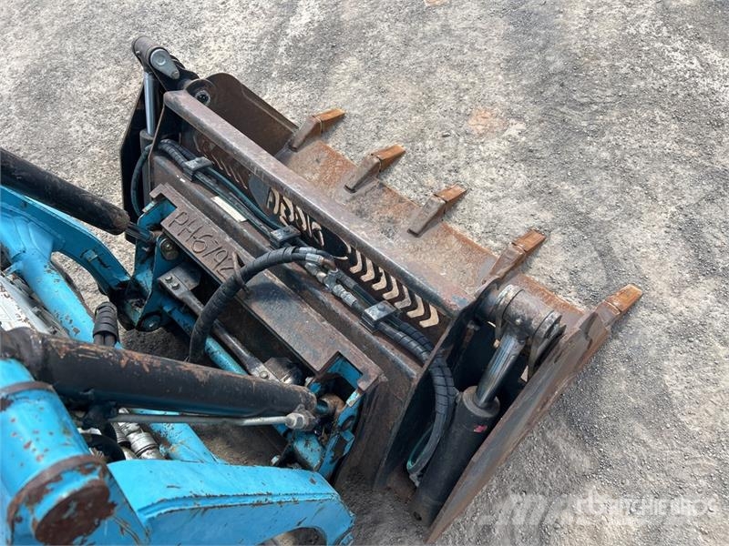 Toyota 4SDK4 Mini Skid Steer Loader Skid steer loaders