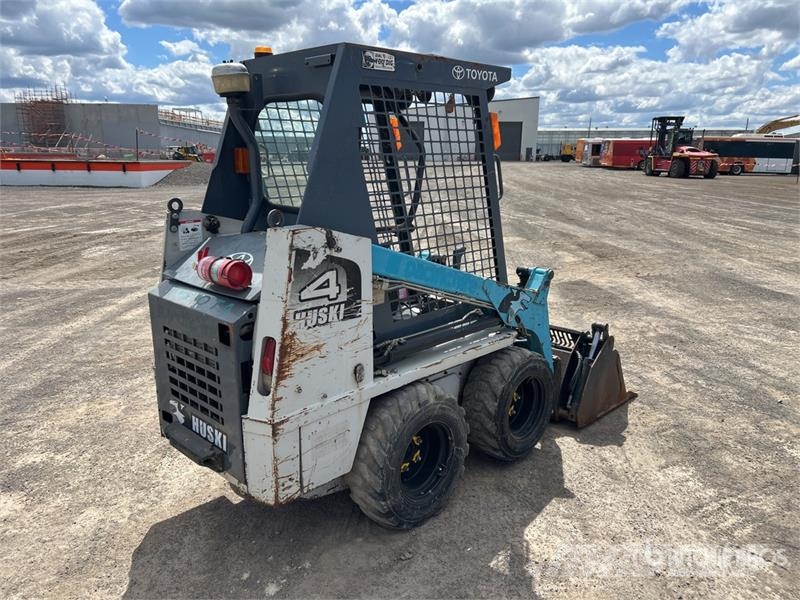 Toyota 4SDK4 Mini Skid Steer Loader Skid steer loaders