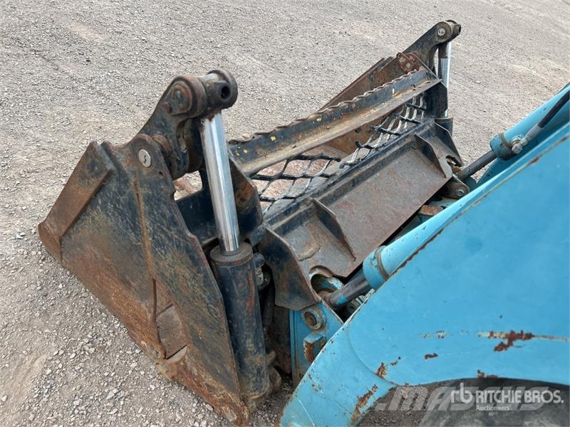Toyota 4SDK5 Skid Steer Loader Skid steer loaders