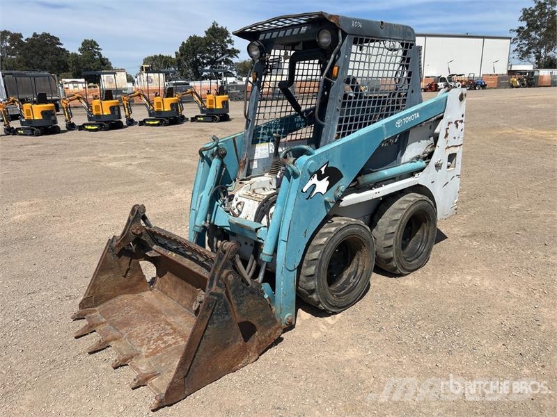 Toyota 4SDK5 Skid Steer Loader Skid steer loaders