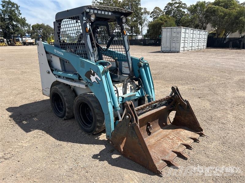 Toyota 4SDK5 Skid Steer Loader Skid steer loaders