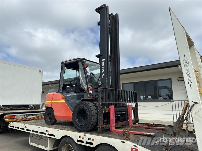 Toyota 8FG45N Forklift Other