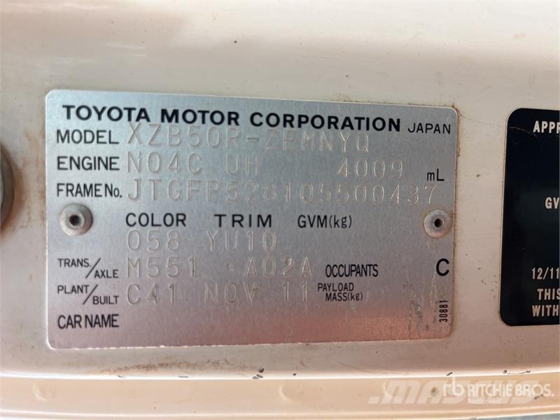 Toyota Coaster 4x2 21-Seat Bus Mini-bus