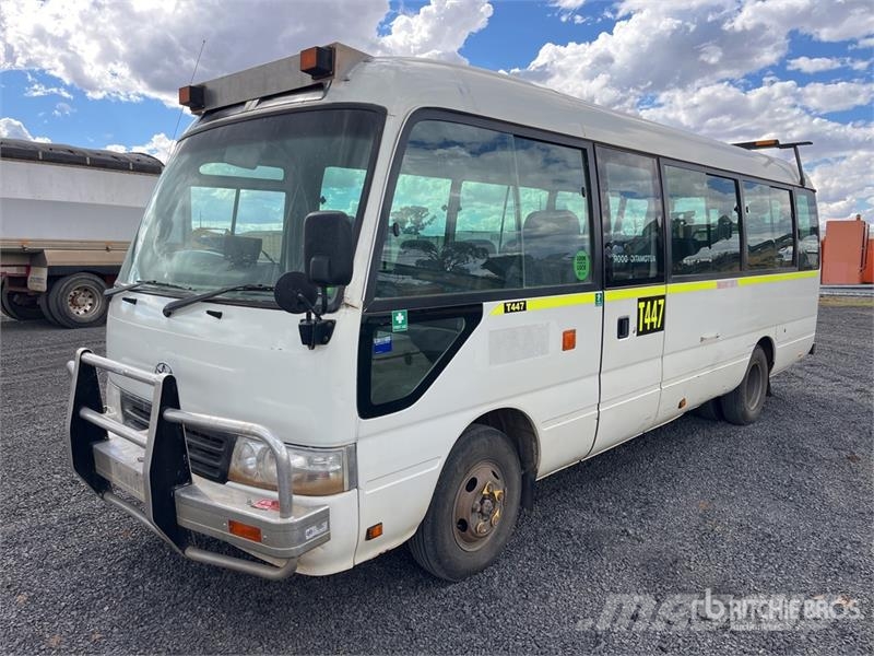 Toyota Coaster 4x2 21-Seat Bus Mini-bus