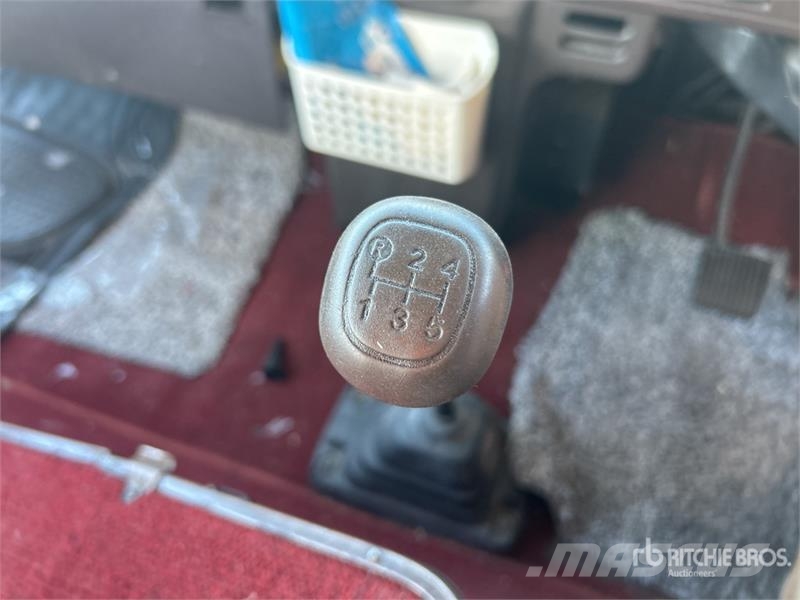 Toyota Coaster Motor Home Asuntoautot ja asuntovaunut