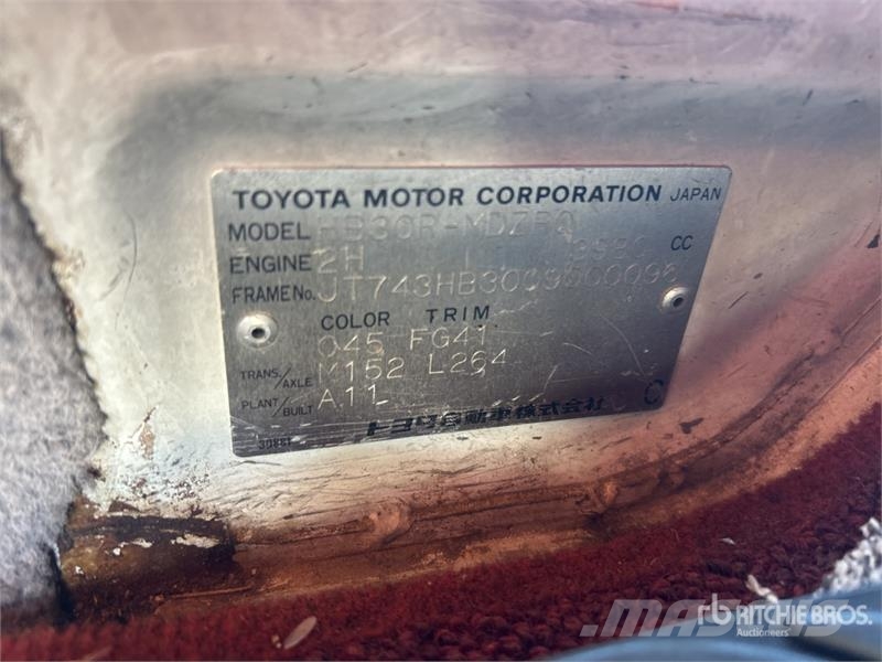 Toyota Coaster Motor Home Asuntoautot ja asuntovaunut