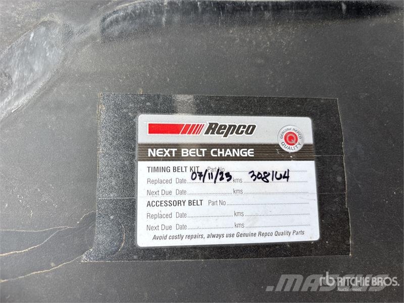 Toyota Hilux Прочие фургоны