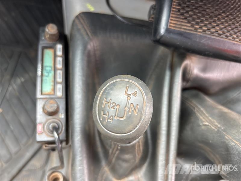 Toyota Hilux Прочие фургоны