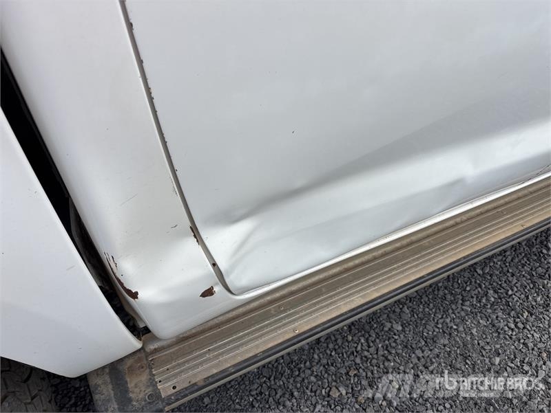 Toyota Hilux Прочие фургоны