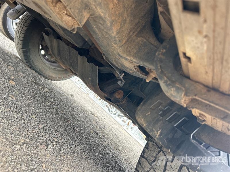 Toyota Hilux Прочие фургоны