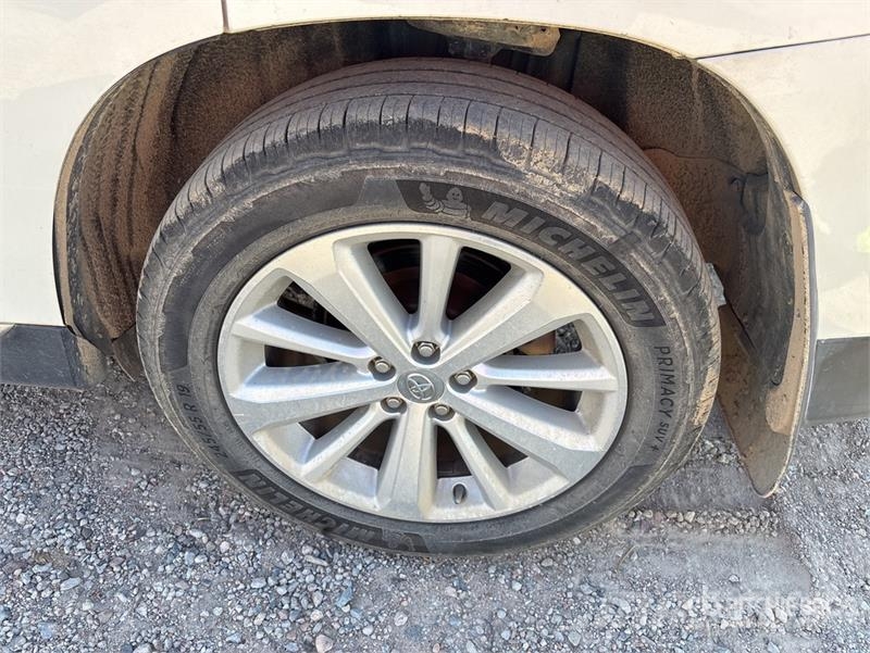 Toyota Kluger Grande AWD SUV Auto