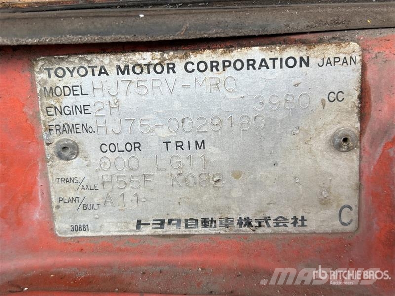 Toyota LandCruiser 75 Series Troop Carrier 4WD SUV Auto