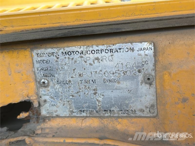 Toyota LandCruiser 75 Series 4x4 Pickup Furgoni altro
