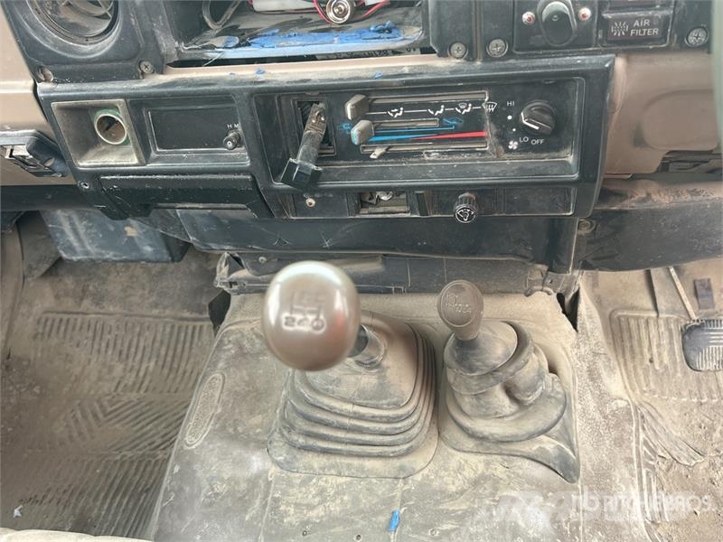 Toyota LandCruiser 75 Series 4x4 Pickup Furgoni altro