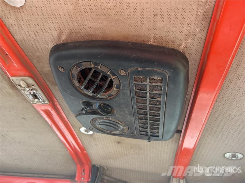 Toyota LandCruiser 75 Series Troop Carrier 4WD SUV Auto