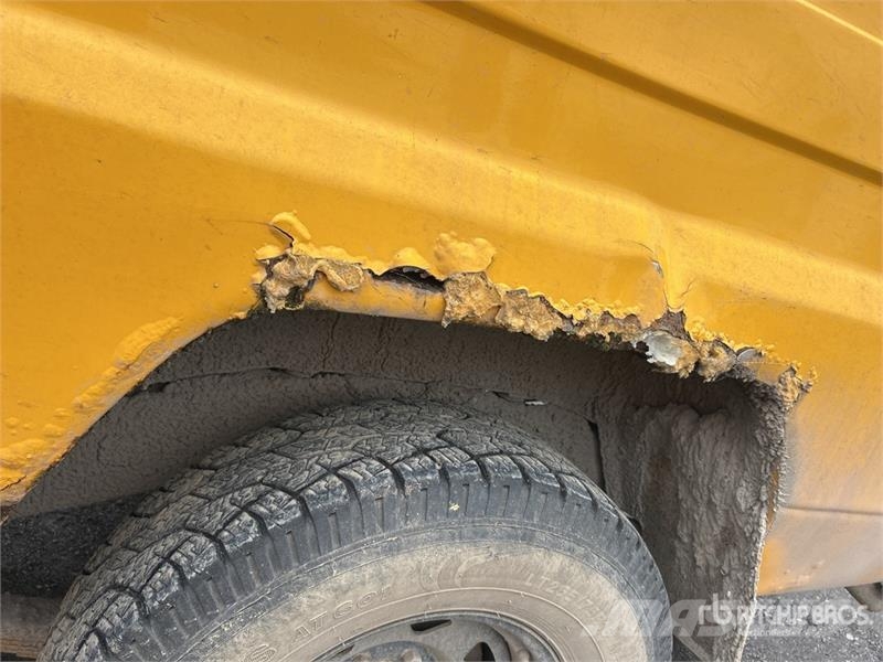 Toyota LandCruiser 75 Series Troop Carrier 4WD SUV Auto