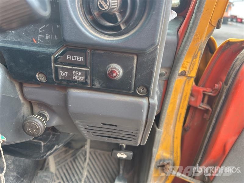 Toyota LandCruiser 75 Series Troop Carrier 4WD SUV Auto
