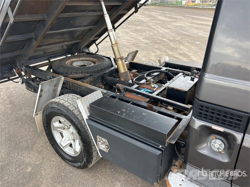 Toyota LandCruiser 79 Series GXL 4x4 Pickup Прочие фургоны